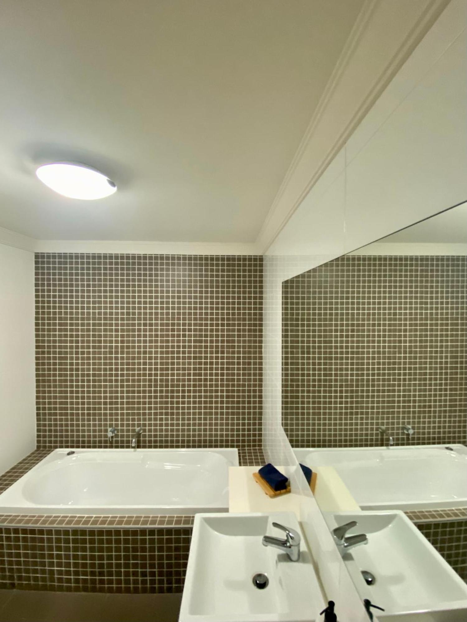 Port Denison Beach Resort Екстер'єр фото