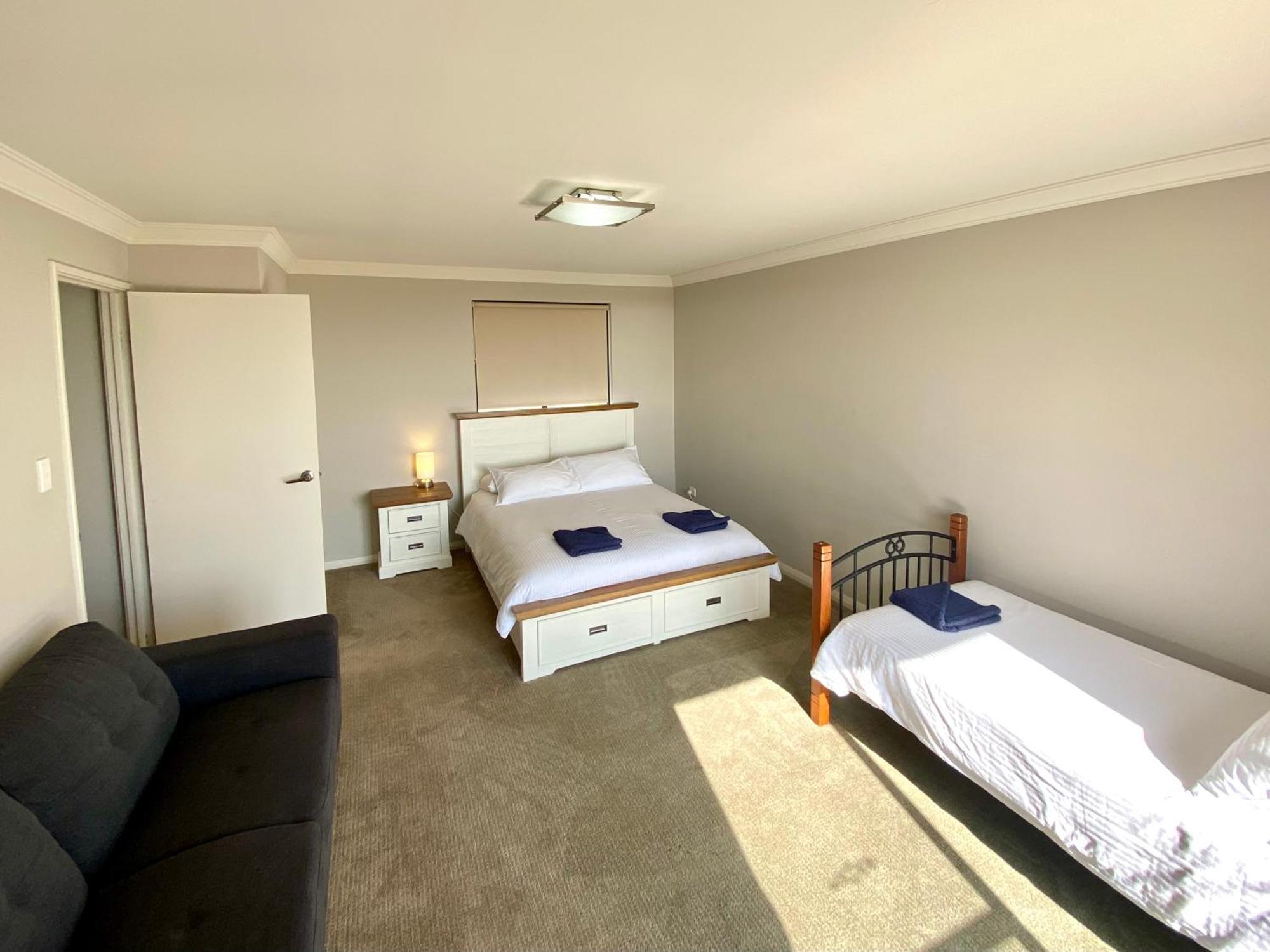 Port Denison Beach Resort Екстер'єр фото