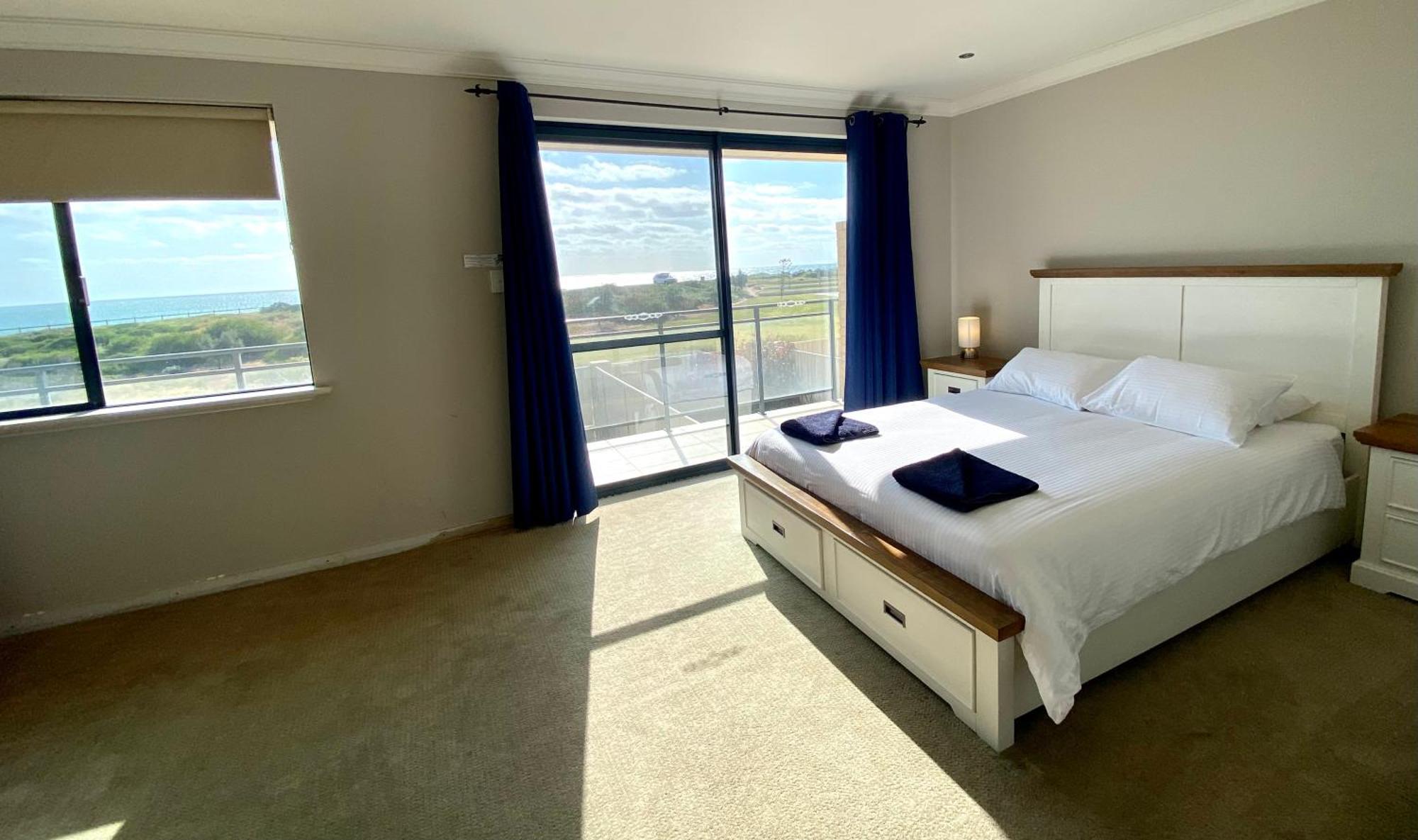 Port Denison Beach Resort Екстер'єр фото
