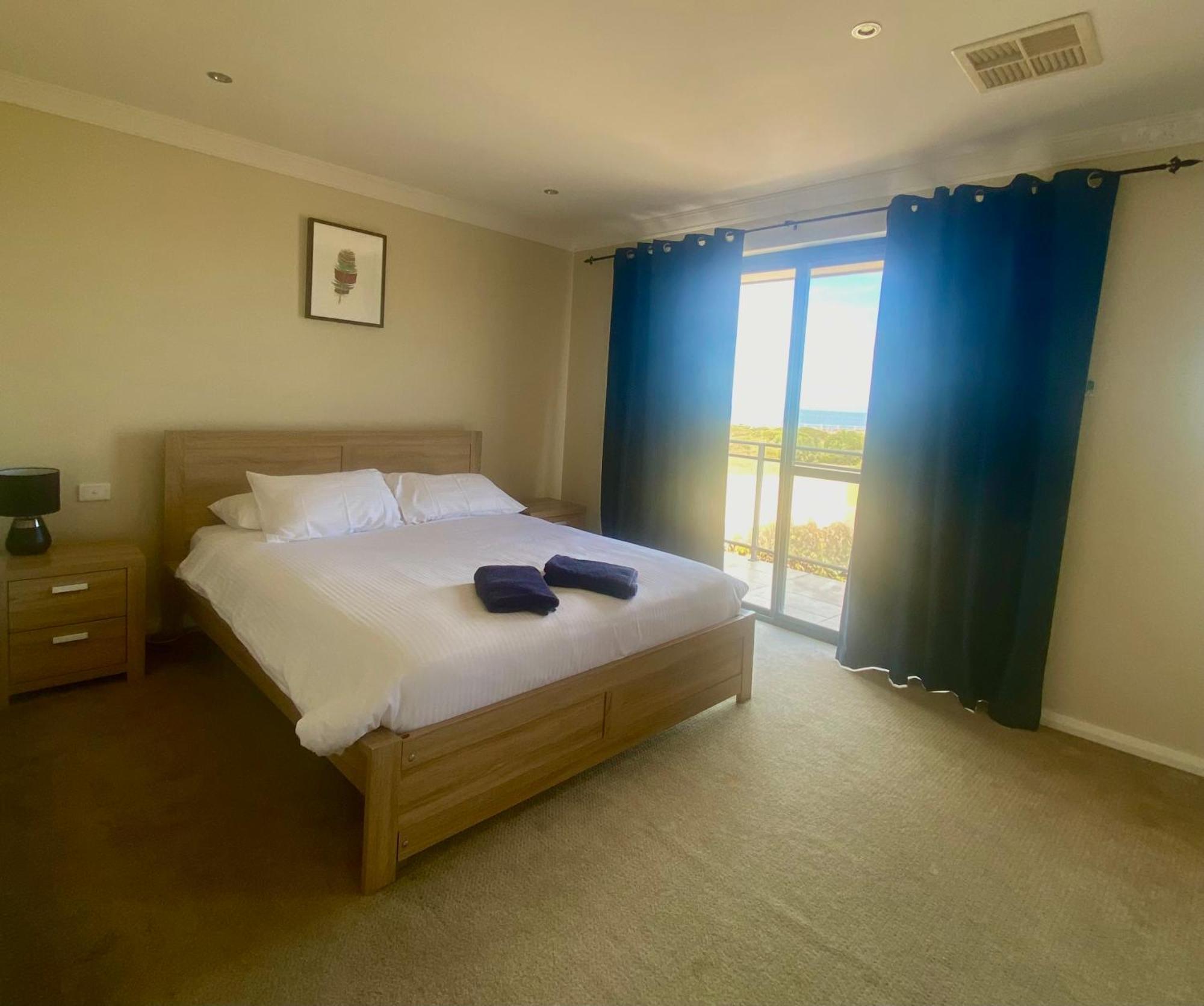 Port Denison Beach Resort Екстер'єр фото